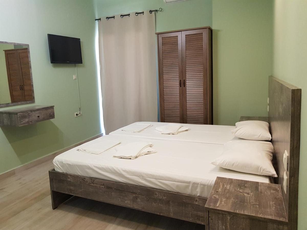 Poppy Beloni Aparthotel Chania  Exteriör bild