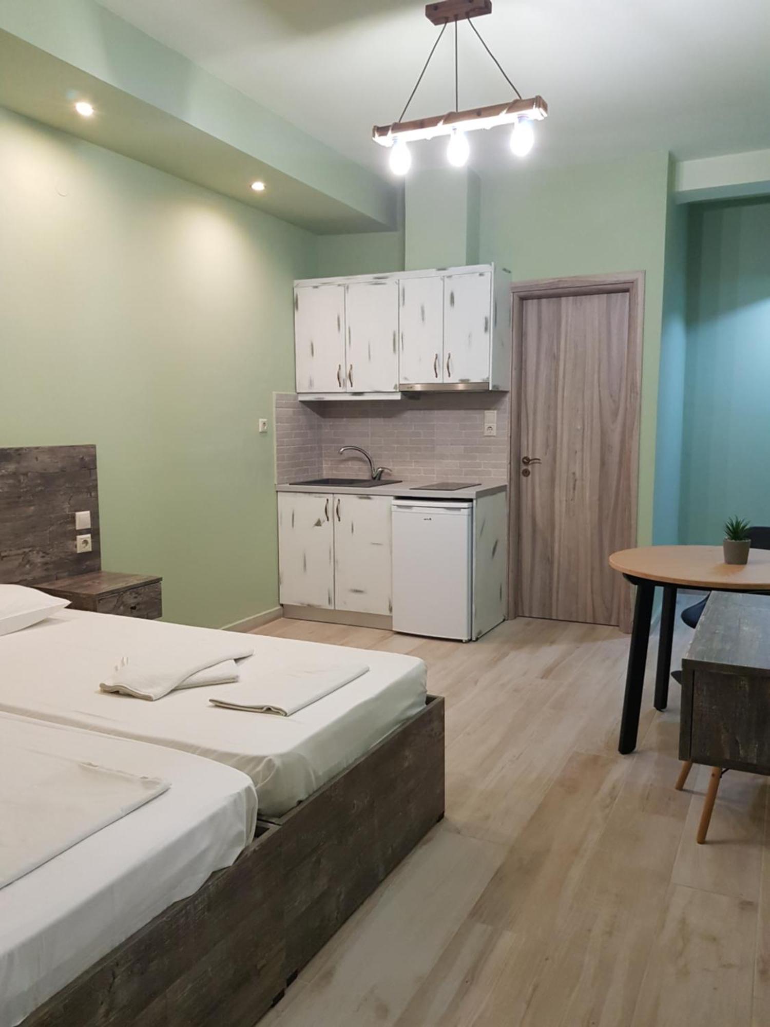 Poppy Beloni Aparthotel Chania  Exteriör bild