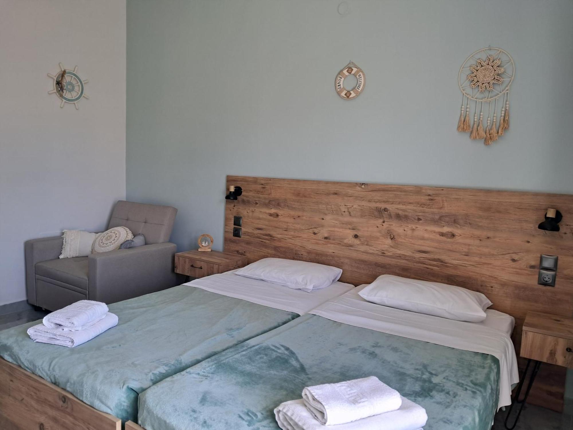 Poppy Beloni Aparthotel Chania  Exteriör bild