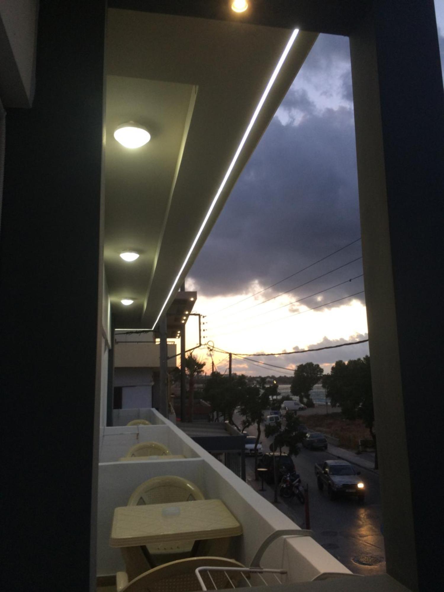 Poppy Beloni Aparthotel Chania  Exteriör bild