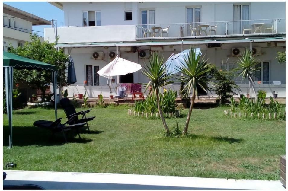 Poppy Beloni Aparthotel Chania  Exteriör bild